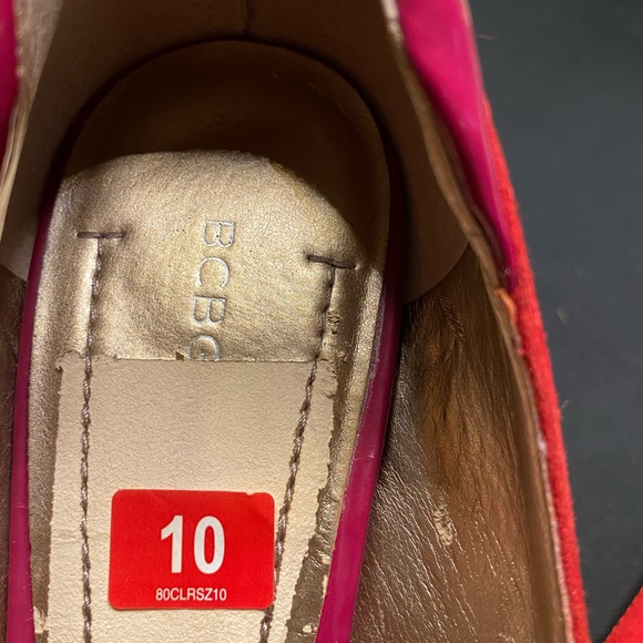 BCBG Red Suede and Fuchsia Patent Leather 5 inch Peep Toe Heels Size 10 Shoes - Picture 4 of 14